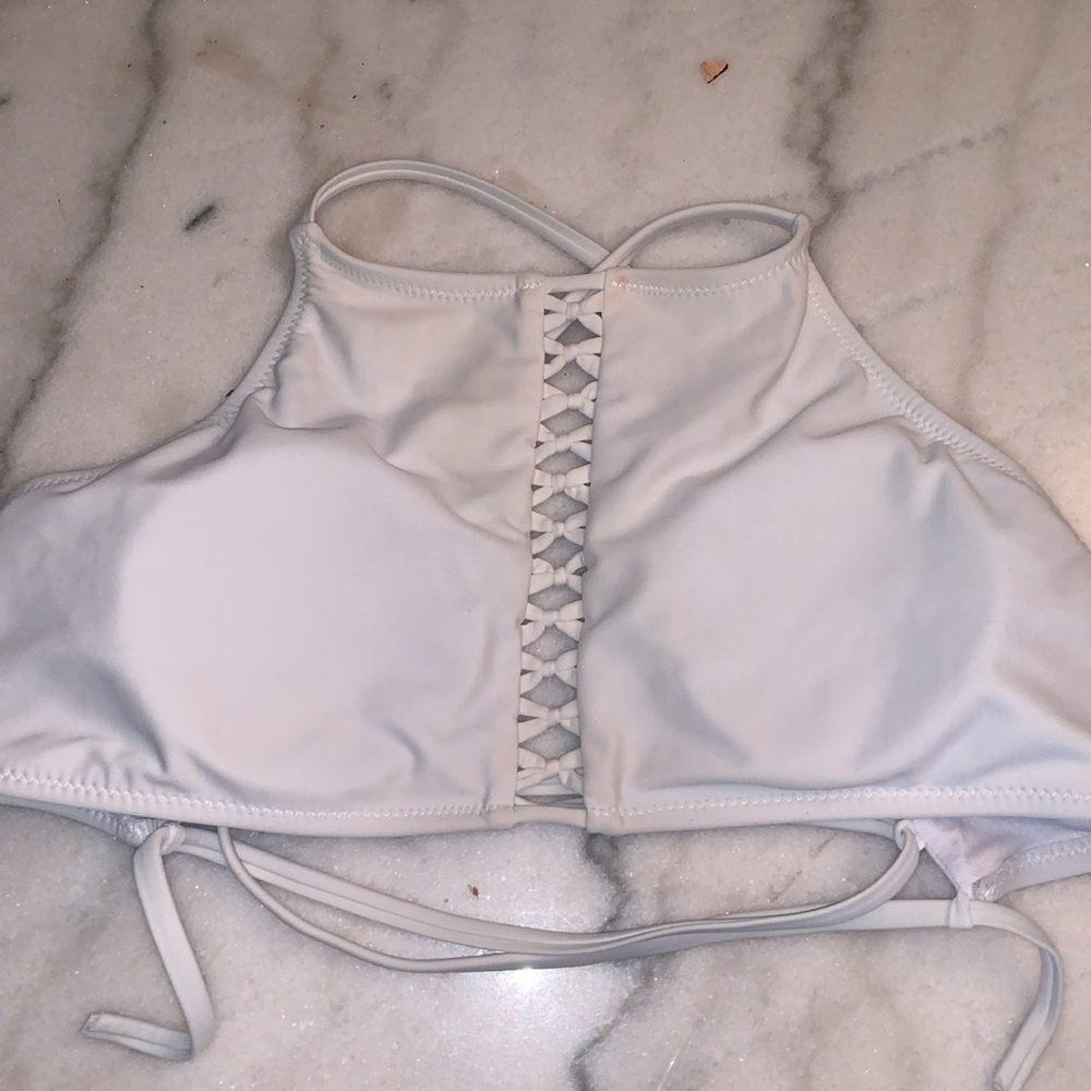 White Bikini - image 4